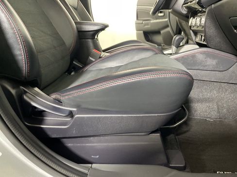 Used 2024 Mitsubishi Outlander Sport SE image 23