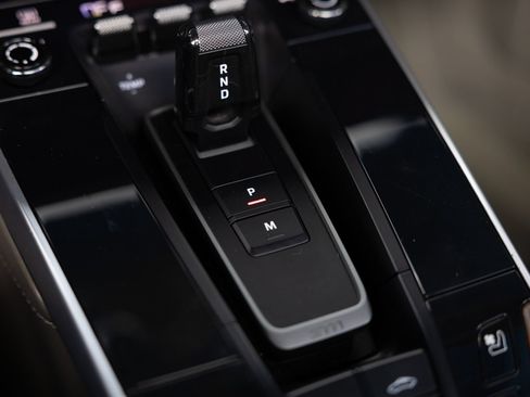 Certified 2021 Porsche 911 AWD/4WD image 58