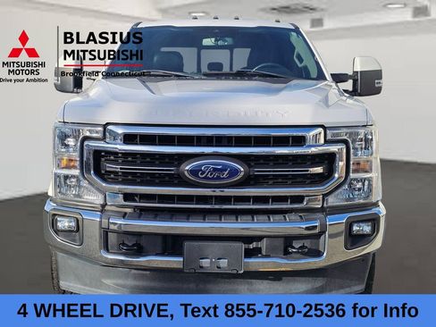 Used 2020 Ford F350 Lariat w/ Lariat Ultimate Package image 3