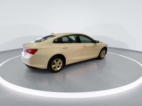 Used 2023 Chevrolet Malibu LT image 8