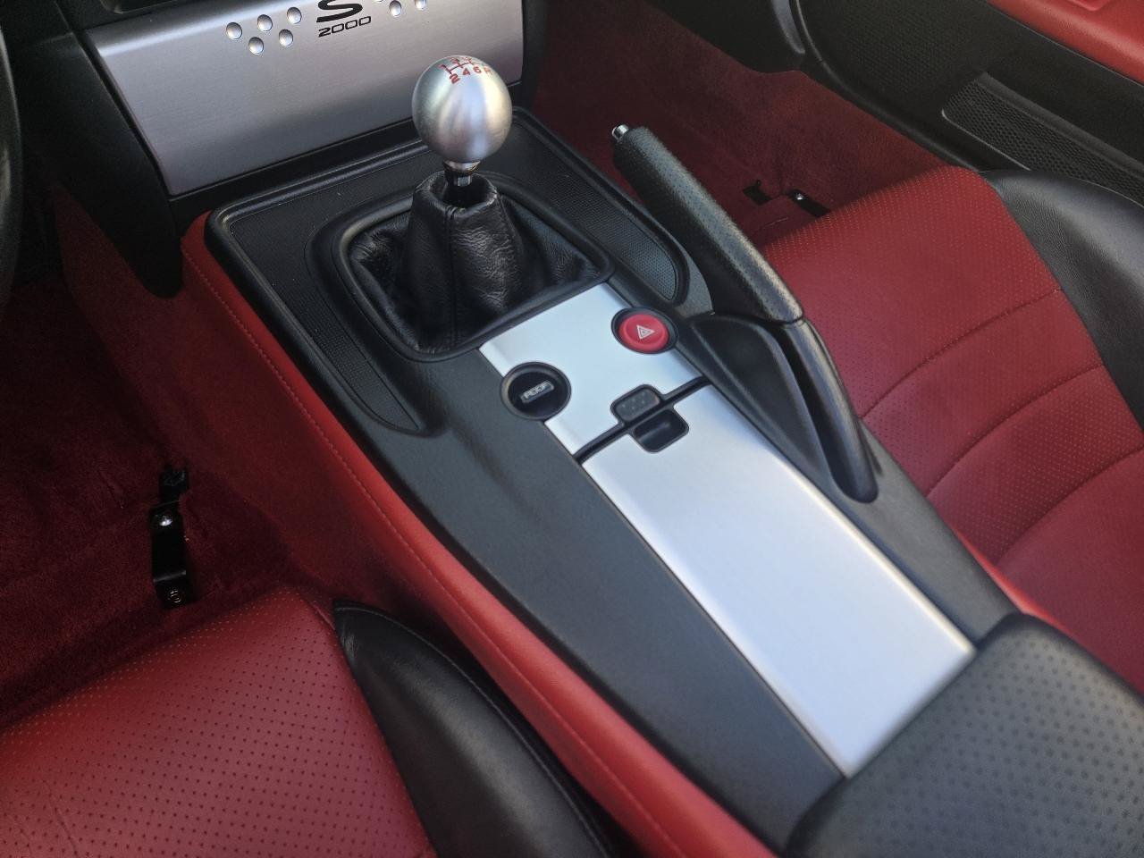 Used 2004 Honda S2000 image 33
