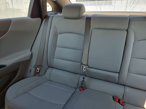 Used 2023 Chevrolet Malibu LT FWD image 13