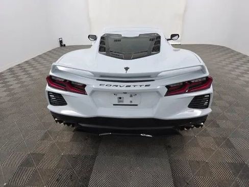 Used 2021 Chevrolet Corvette Stingray Coupe w/ 1LT image 4