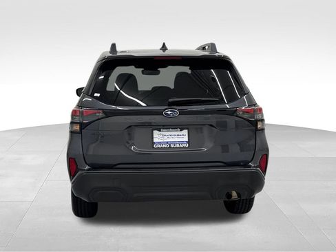 Used 2026 Subaru Forester Premium AWD/4WD image 6