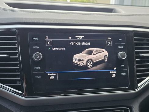 Used 2023 Volkswagen Atlas Cross Sport SE FWD image 15