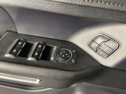 Used 2019 Ford Expedition XLT w/ Equipment Group 202A image 27