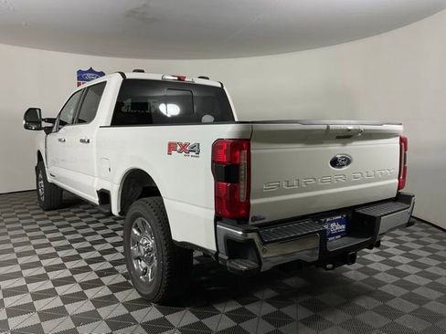 New 2025 Ford F250 Lariat w/ Lariat Ultimate Package image 5