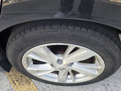 Used 2014 Nissan Altima 2.5 SL w/ Moonroof Package FWD image 7