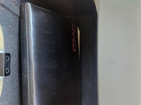 Used 2004 GMC Safari Passenger RWD image 18