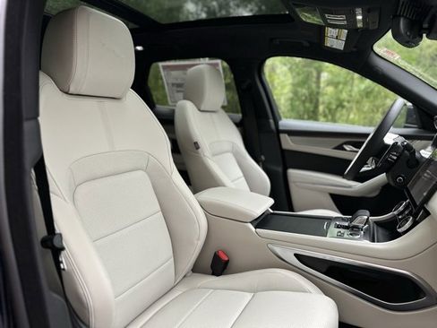 New 2026 Jaguar F-PACE R-Dynamic S image 21