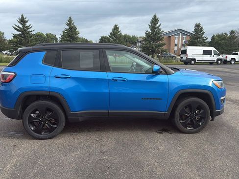 Used 2019 Jeep Compass Latitude AWD/4WD image 7