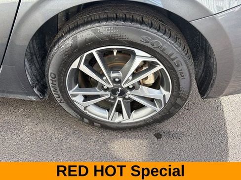 Used 2024 Kia Forte LXS image 41