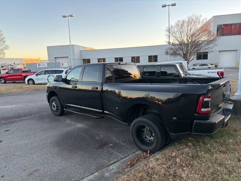 Used 2020 RAM 3500 Big Horn w/ Night Edition image 5