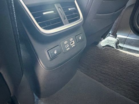 Used 2023 Subaru Outback Onyx Edition XT AWD/4WD image 12