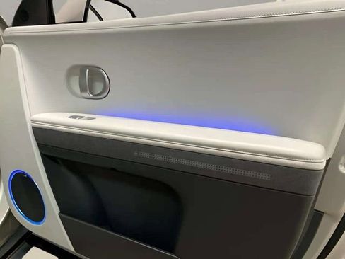 Used 2023 Hyundai Ioniq 5 Limited image 82