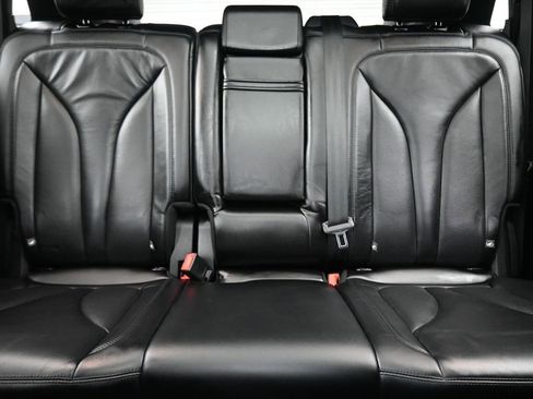 Used 2019 Lincoln Nautilus Select AWD/4WD image 30