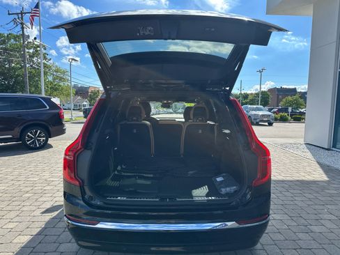 Used 2025 Volvo XC90 B5 Ultra w/ Protection Package AWD/4WD image 33