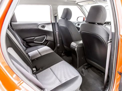 Used 2021 Kia Soul LX FWD image 35