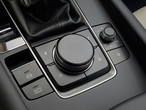 New 2026 MAZDA MAZDA3 2.5 S Sedan w/ Preferred Pkg image 29