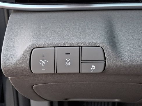 Certified 2024 Hyundai Elantra SE FWD image 25