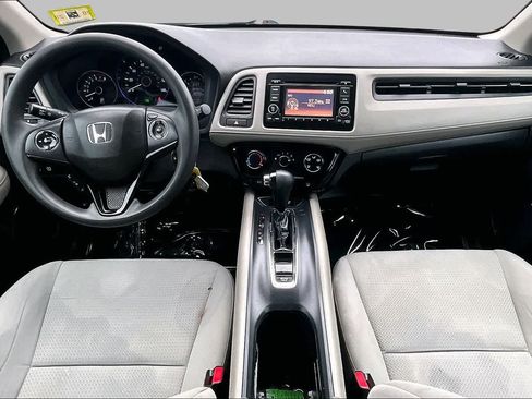 Used 2021 Honda HR-V LX image 24