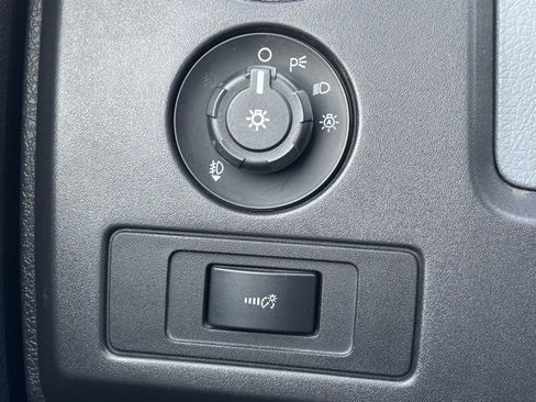 Used 2013 Ford F150 XLT w/ Luxury Equipment Group image 22