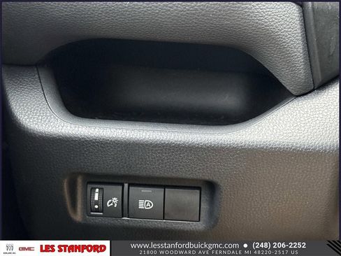 Used 2019 Toyota RAV4 XLE image 28