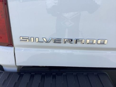 Used 2024 Chevrolet Silverado 2500 LT image 6