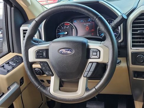 Certified 2017 Ford F450 Lariat w/ Lariat Ultimate Package image 18