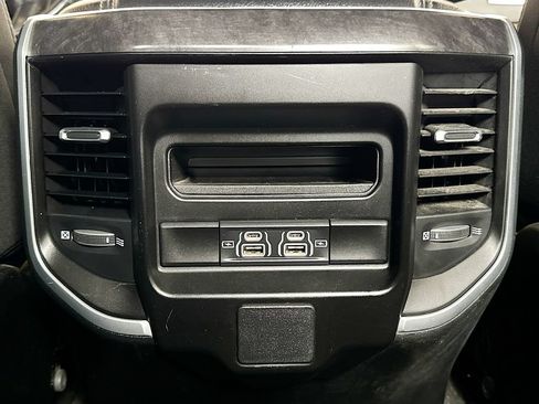 Used 2023 RAM 1500 Big Horn AWD/4WD image 27