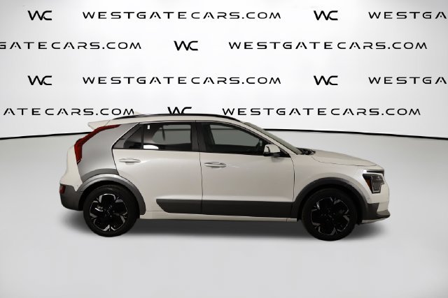 Certified 2023 Kia Niro Wave FWD image 44