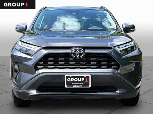 Used 2024 Toyota RAV4 XLE w/ Convenience Package AWD/4WD image 4