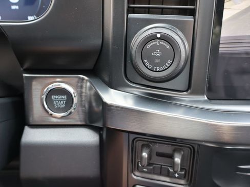 New 2026 Ford F250 Lariat w/ Black Appearance Package AWD/4WD image 38