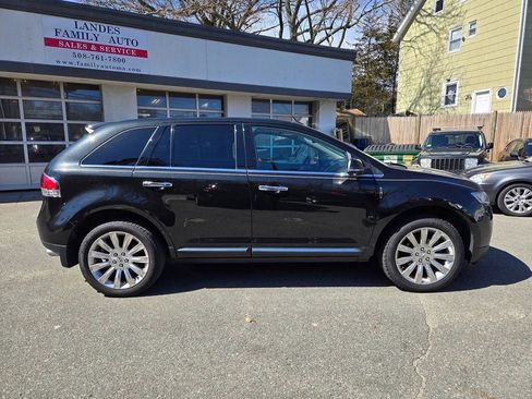 Used 2015 Lincoln MKX AWD w/ Equipment Group 102A image 3