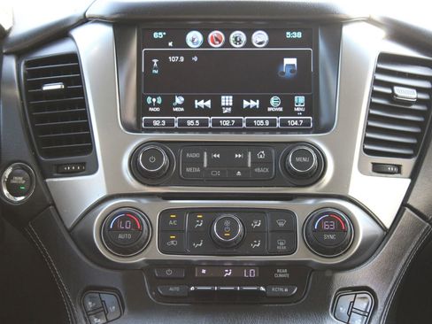 Used 2018 Chevrolet Tahoe Premier image 25