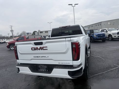 Used 2025 GMC Sierra 2500 Denali w/ Denali Reserve Package image 5