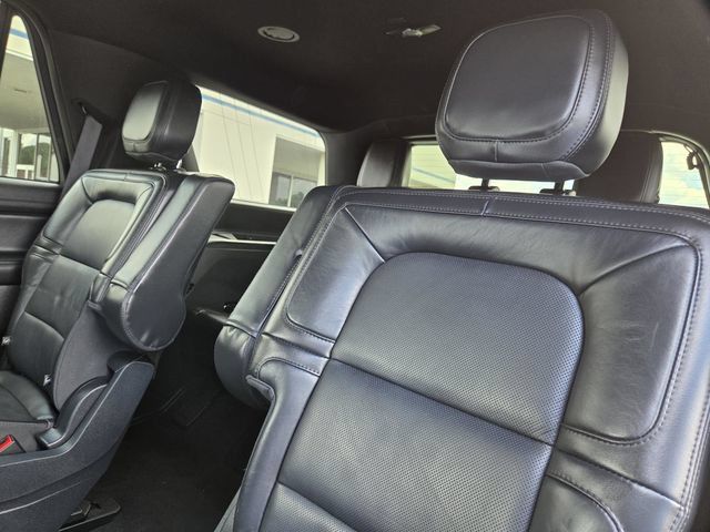 Used 2023 Lincoln Navigator Reserve AWD/4WD image 26