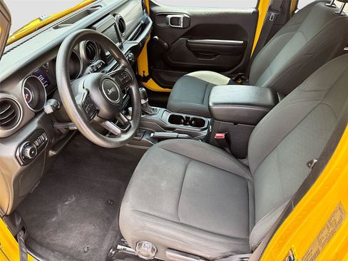 Used 2021 Jeep Wrangler Unlimited Sport AWD/4WD image 20