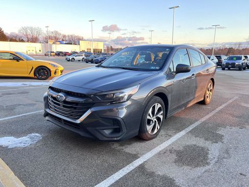 Used 2023 Subaru Legacy Premium image 3