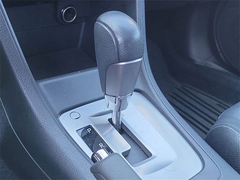 Used 2013 Subaru Crosstrek 2.0i Limited image 26