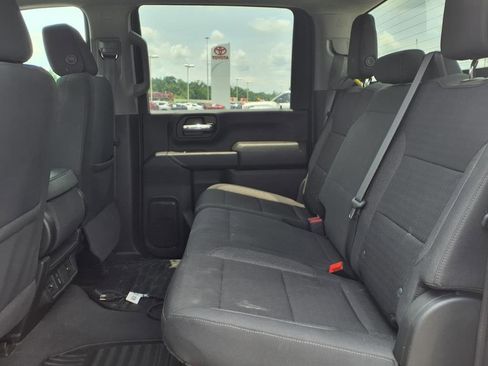 Used 2024 Chevrolet Silverado 2500 Custom w/ Custom Value Package image 29