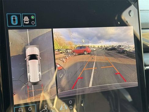 New 2026 GMC Yukon Elevation image 7