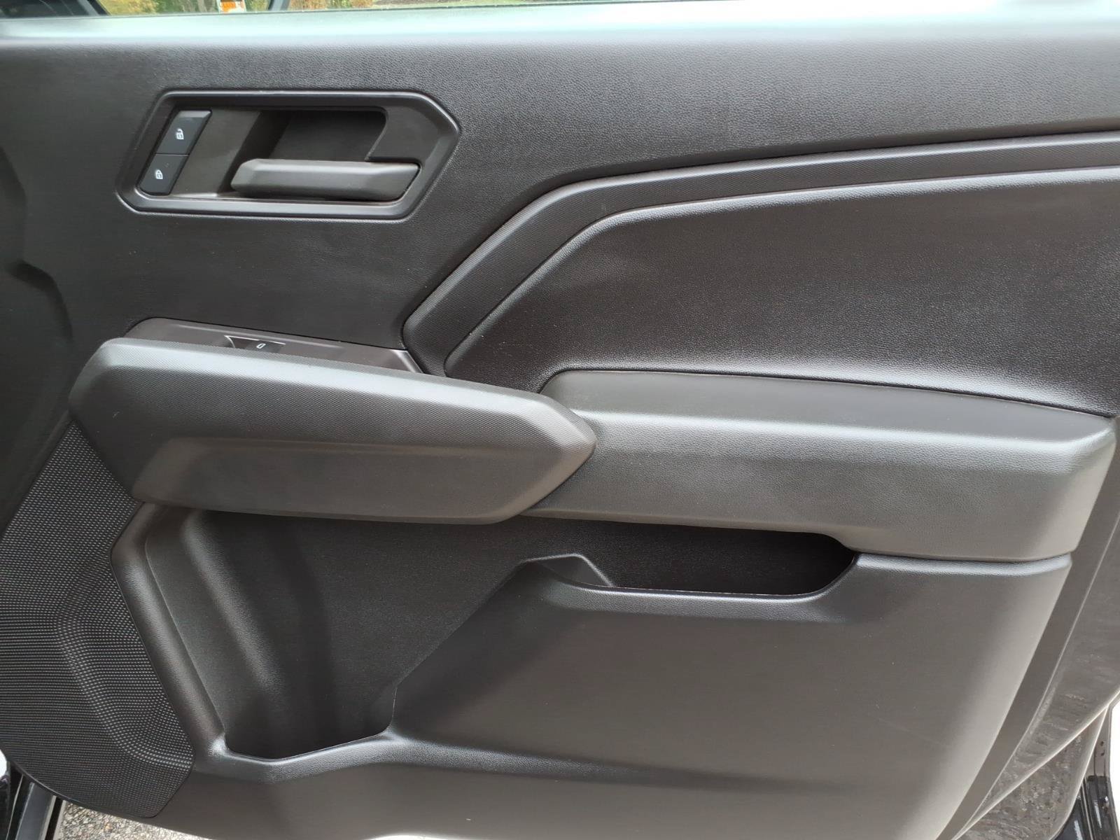 Used 2023 Chevrolet Colorado Trail Boss w/ Safety Package AWD/4WD image 26