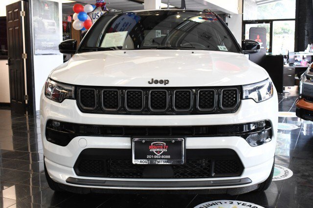 Used 2023 Jeep Compass High Altitude AWD/4WD image 2