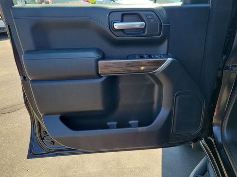 Used 2019 Chevrolet Silverado 1500 LT w/ All-Star Edition image 21