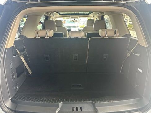 Certified 2023 Ford Expedition Limited image 17
