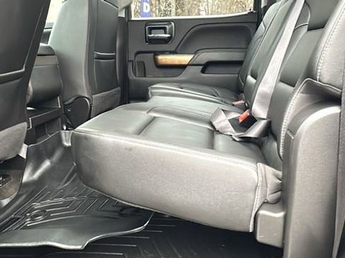 Used 2018 Chevrolet Silverado 2500 LTZ w/ Duramax Plus Package image 21