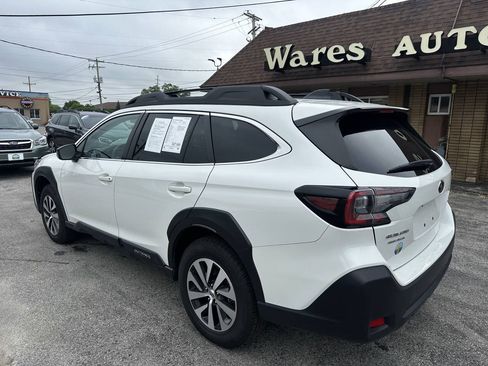 Used 2023 Subaru Outback Premium AWD/4WD image 15