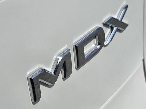 Certified 2026 Acura MDX w/ Technology Package FWD image 11