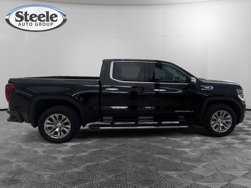 Used 2025 GMC Sierra 1500 Denali AWD/4WD image 6